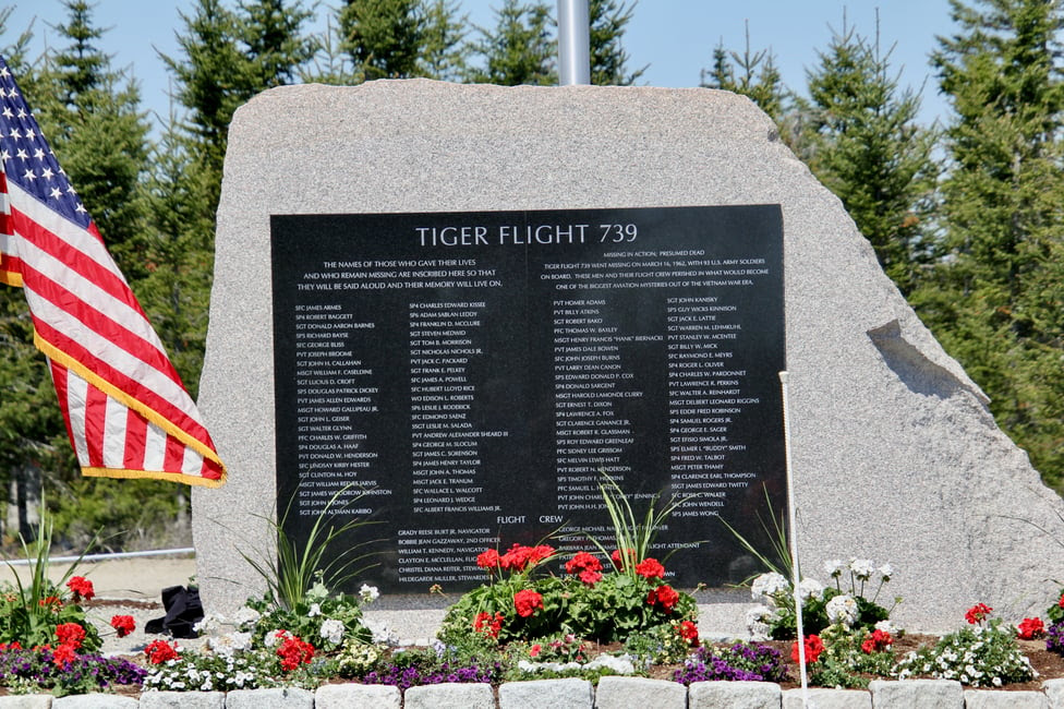 Flying Tiger Line Flight Monument