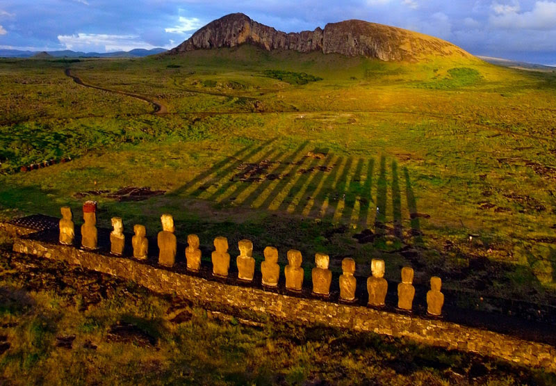 http://twistedsifter.com/2013/01/sunrise-at-easter-island-aerial-kite-photography/