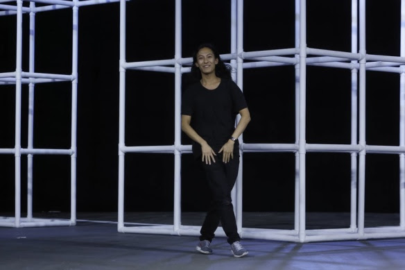 2013-09-07-17-51-26-alexander-wang-rtw-ss14-2510-bigthumb