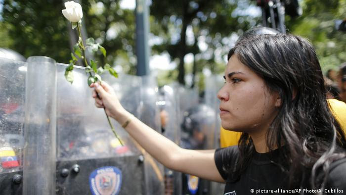 Manifestación de estudiantes en Universidad Central de Venezuela
