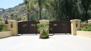 gate_repair_simi_valley residential-gates-simi-valley